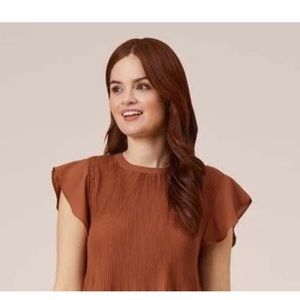 Adrianna Papell brown stretch shirt